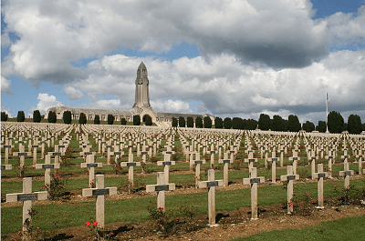 Ossuaire et cimetière de Douaumont